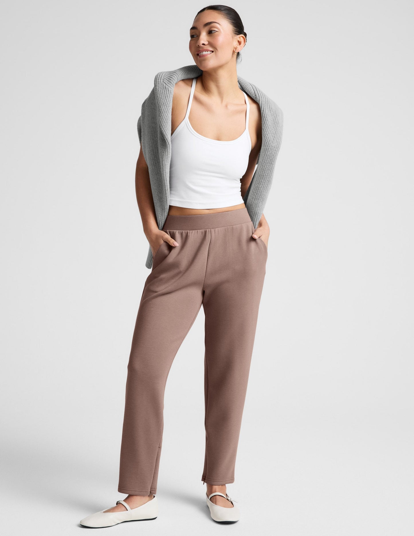 Beyond Yoga Women's Tapered Ankle SoftSpring Pants - Rosey Taupe