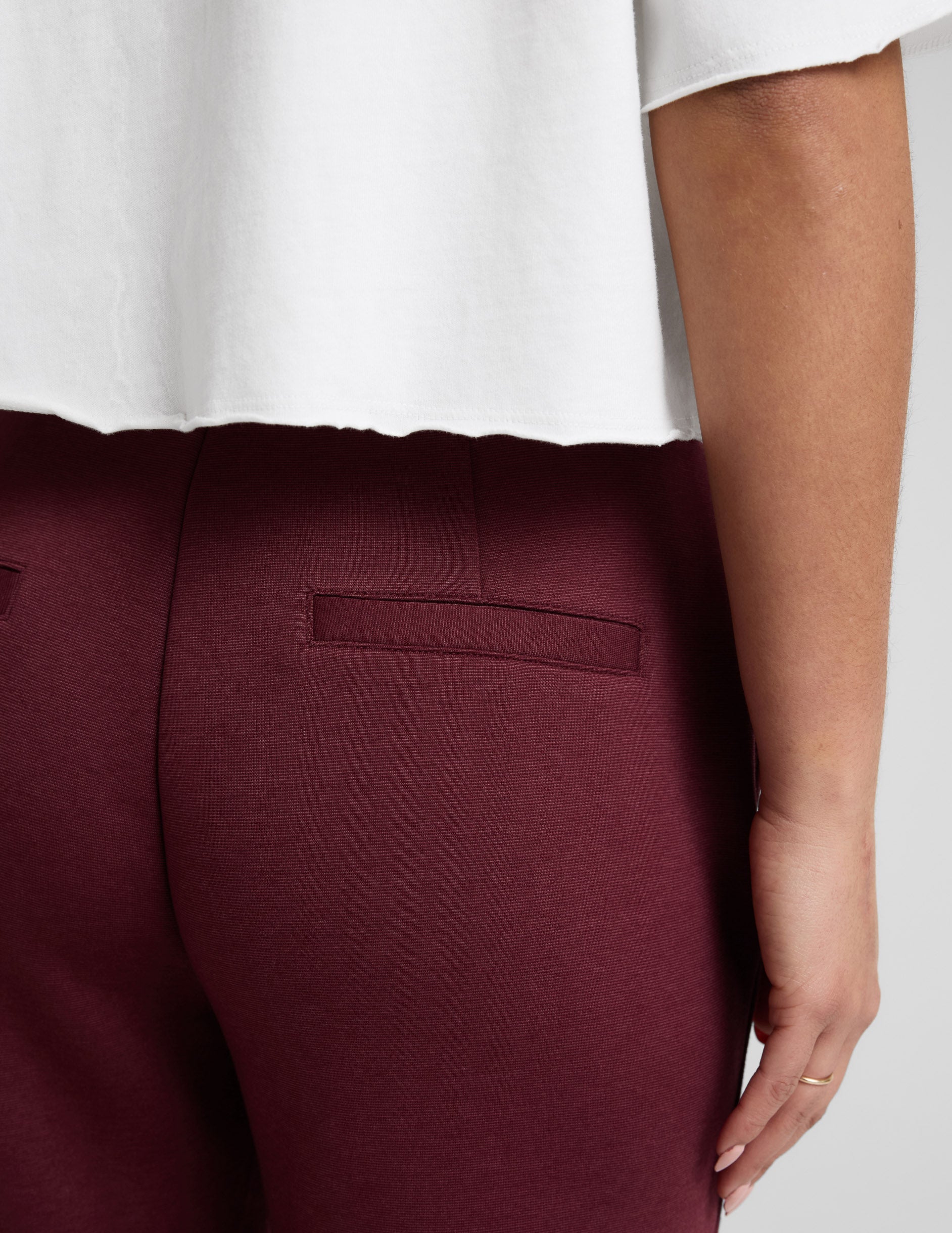 Beyond Yoga Tapered Ankle SoftSpring Pants - Moody Burgundy