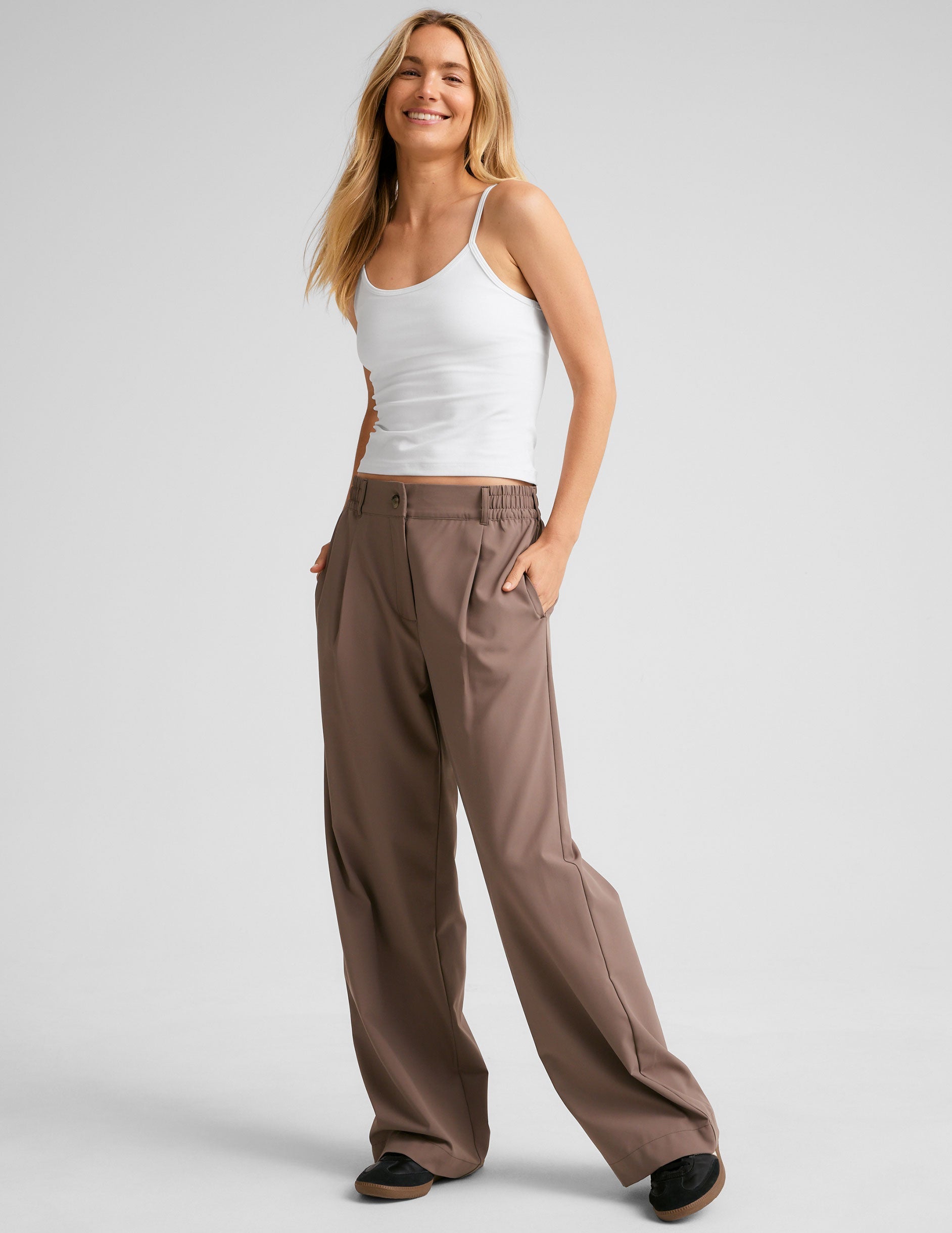 Beyond Yoga Women's Status Wide Leg Trouser Pants - Khaki