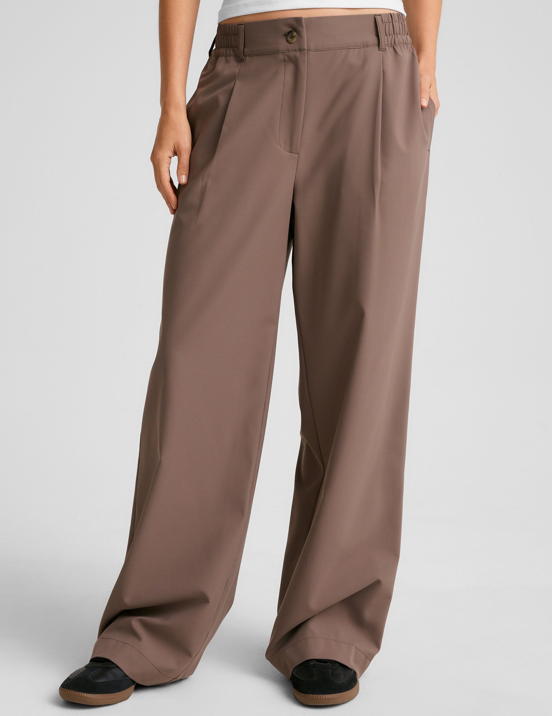Beyond Yoga Women's Status Wide Leg Trouser Pants - Khaki
