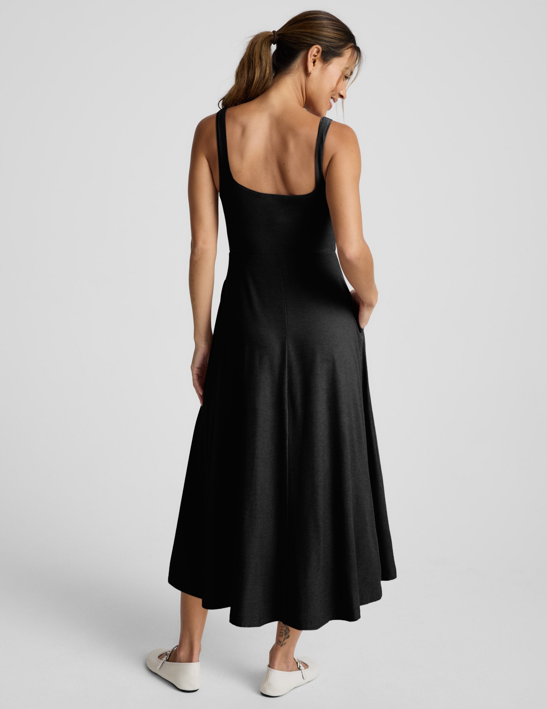 Beyond Yoga Featherweight At The Ready Square Neck Midi Dress