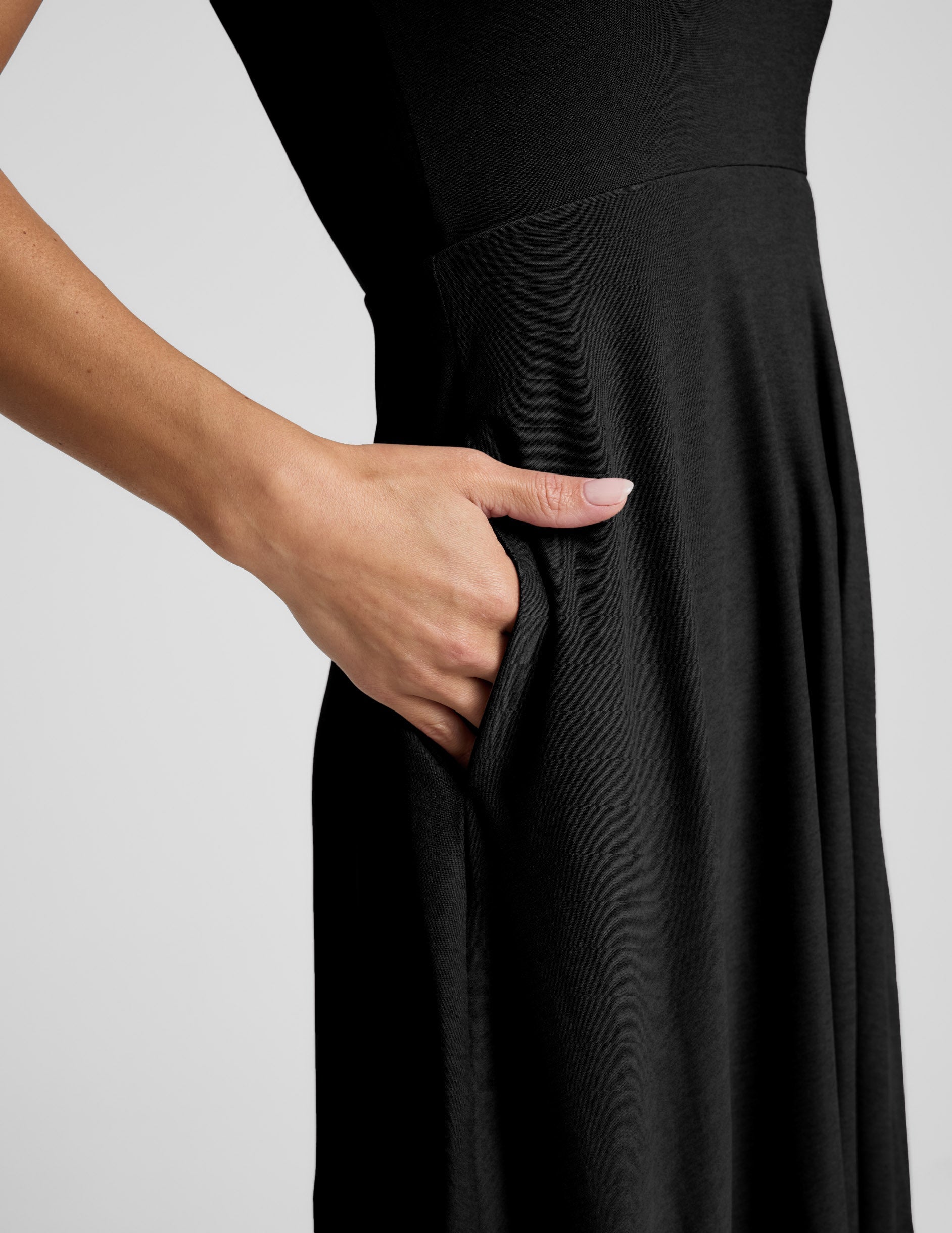 Beyond Yoga Featherweight At The Ready Square Neck Midi Dress