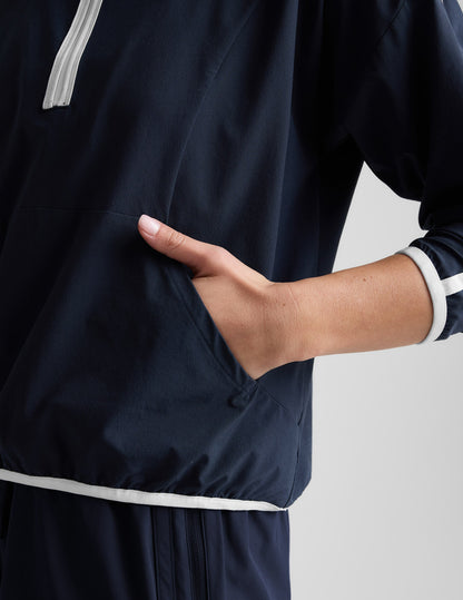 Beyond Yoga Stretch Woven Course Contrast Half Zip Pullover