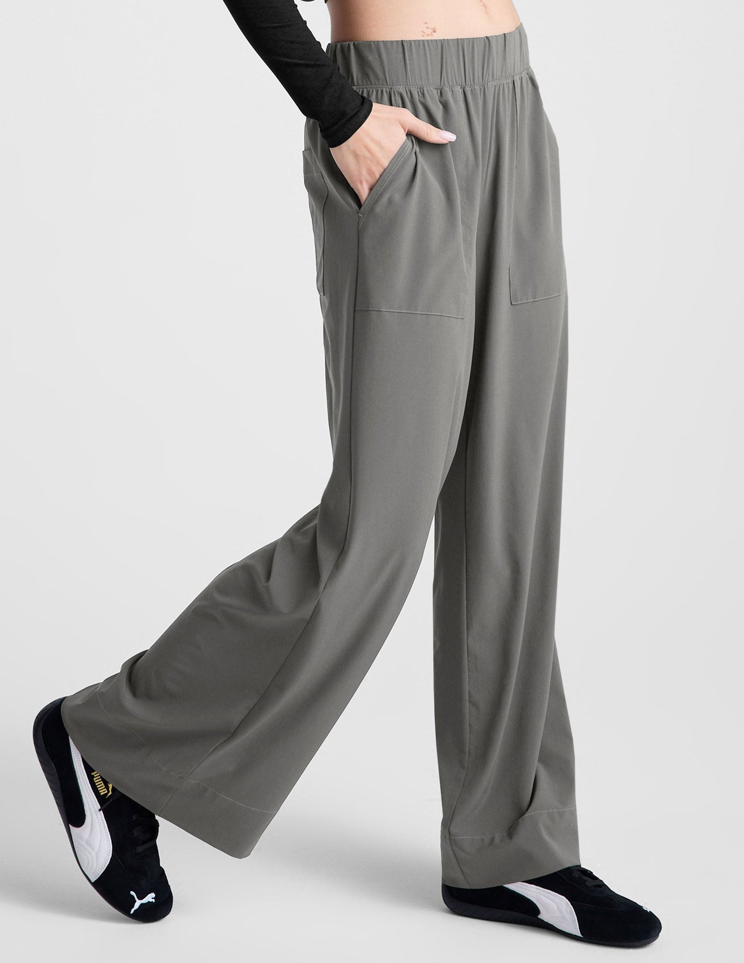 Beyond Yoga Women's Wide Leg Stretch Woven Easy Pants - Mist