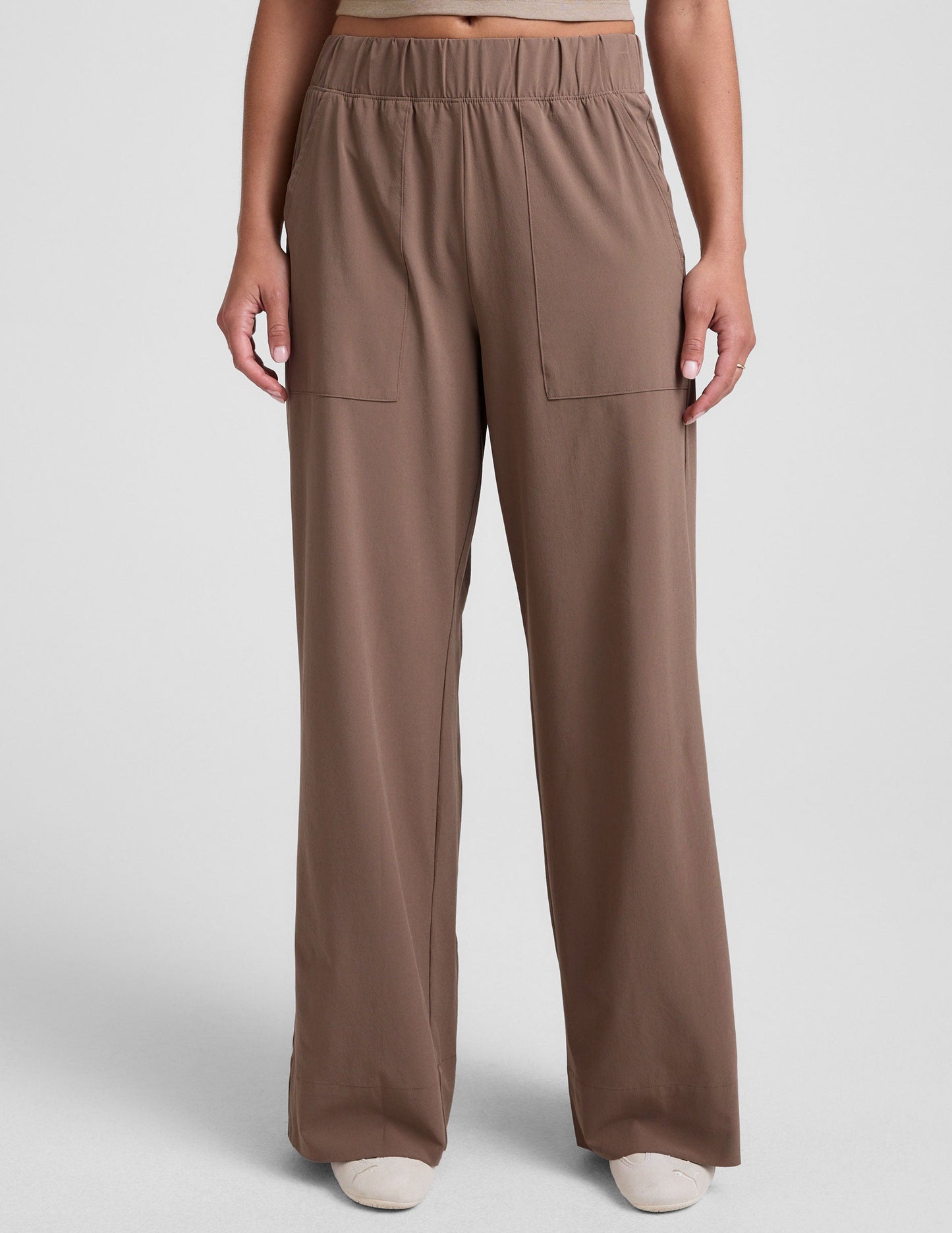 Beyond Yoga Women's Easy Mid-Rise Wide Leg Pants - Khaki