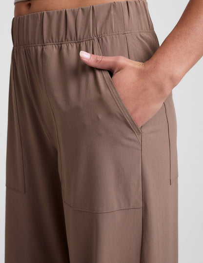 Beyond Yoga Women's Easy Mid-Rise Wide Leg Pants - Khaki