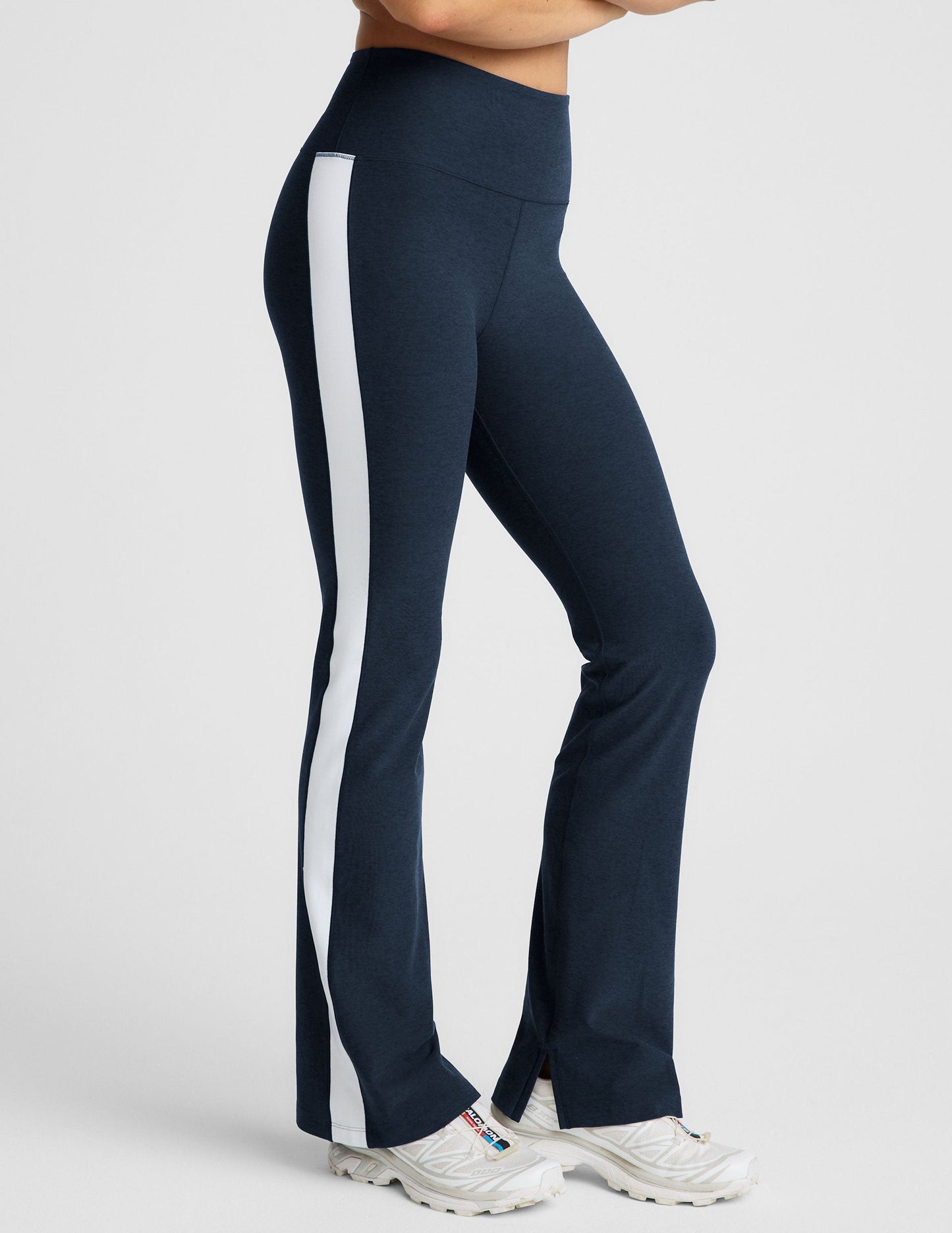 Beyond Yoga Women's Bootcut Gemini Spacedye Pants - Nocturnal Navy