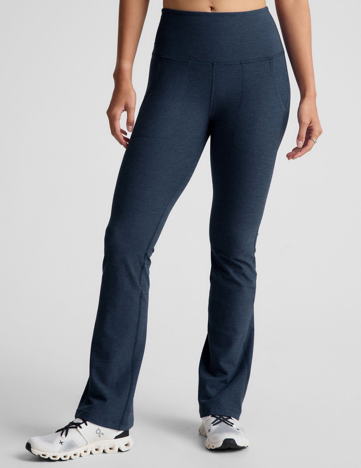 Beyond Yoga Women's High Waisted Bootcut Spacedye Pocket Pant - Nocturnal Navy