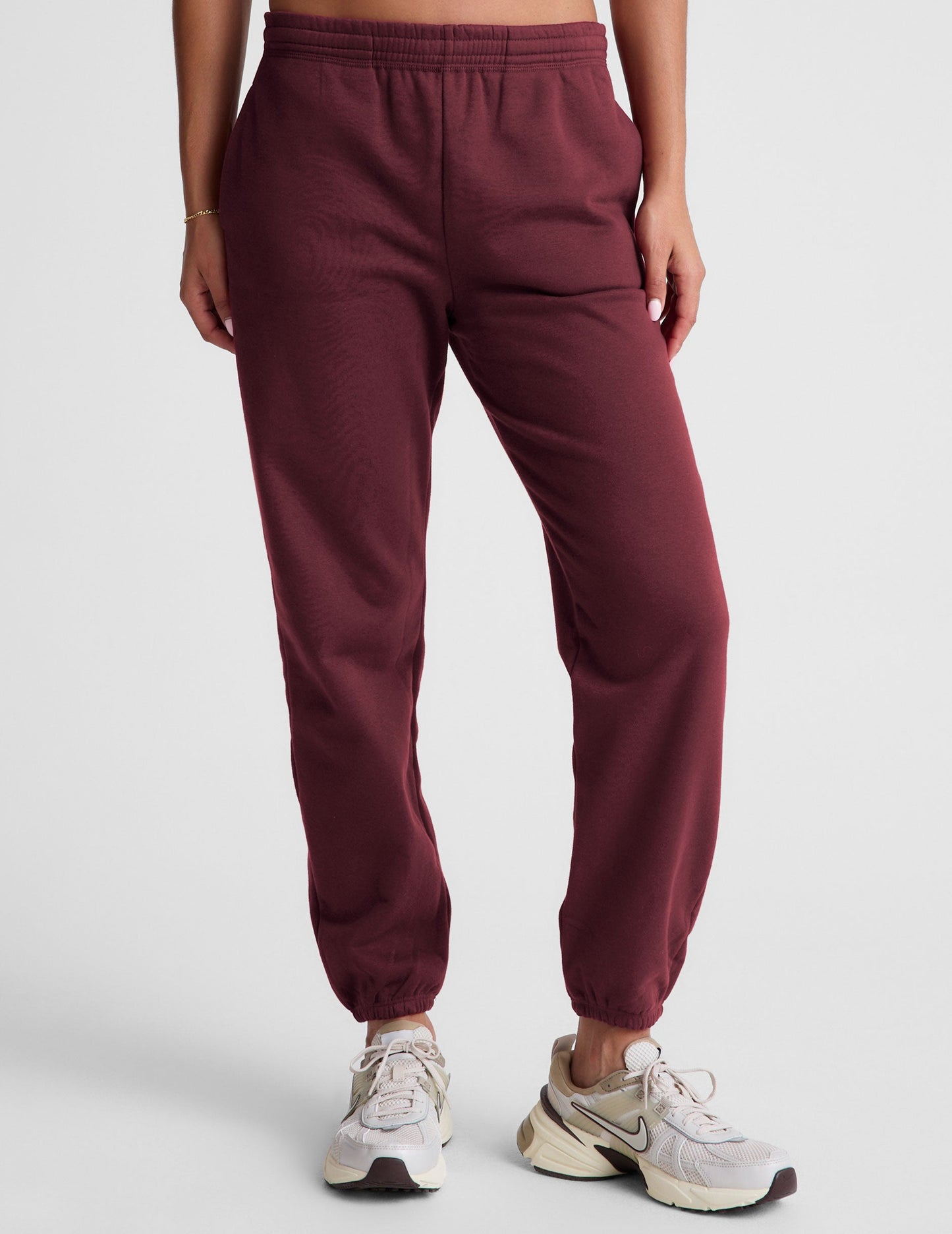 Beyond Yoga Relaxed Fit LuxeFleece Jogger Sweatpant - Dark Cherry