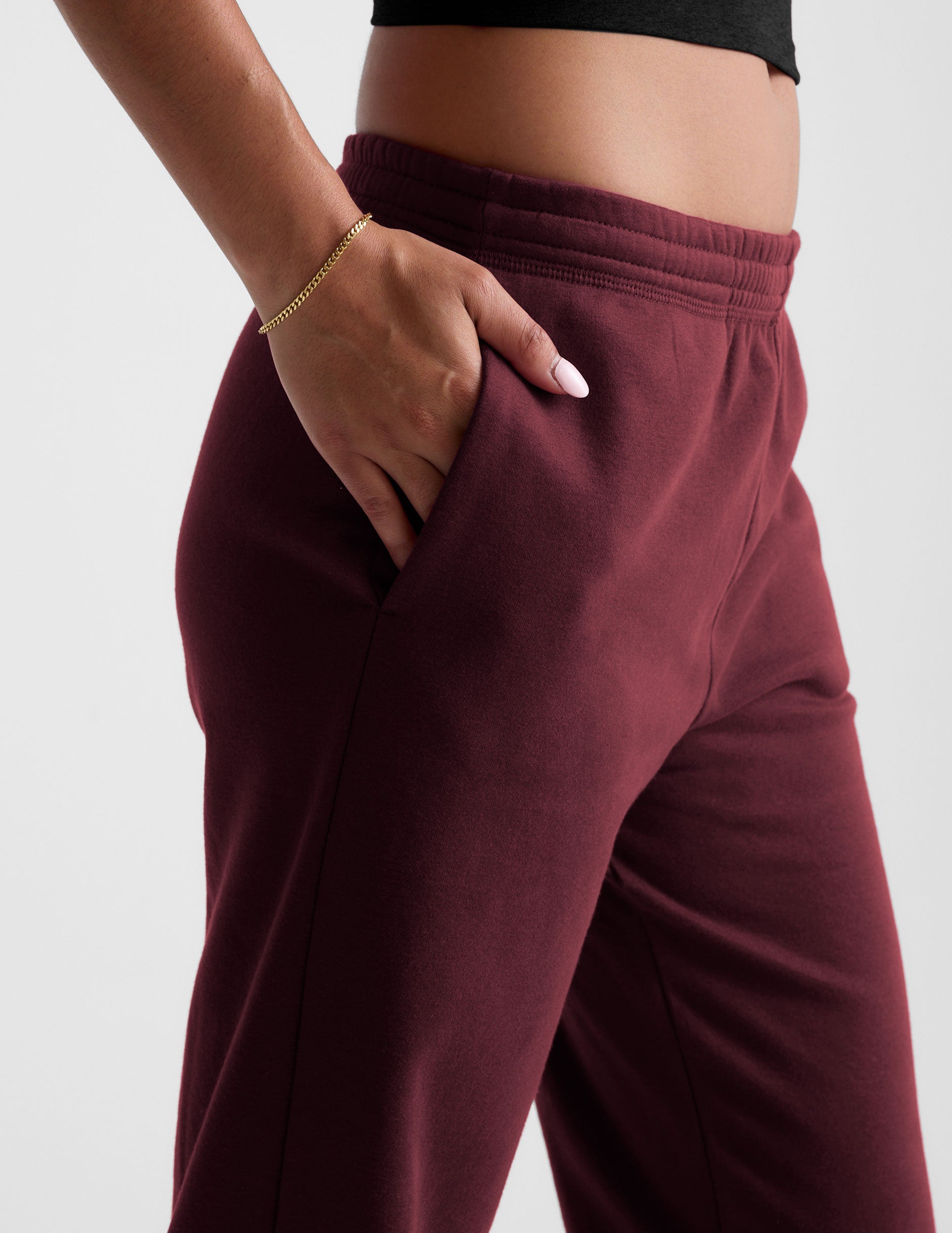 Beyond Yoga Relaxed Fit LuxeFleece Jogger Sweatpant - Dark Cherry