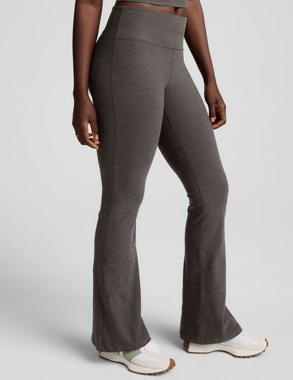 Beyond Yoga Women's Mid-Rise Bootcut Spacedye Pant - True Gray Heather
