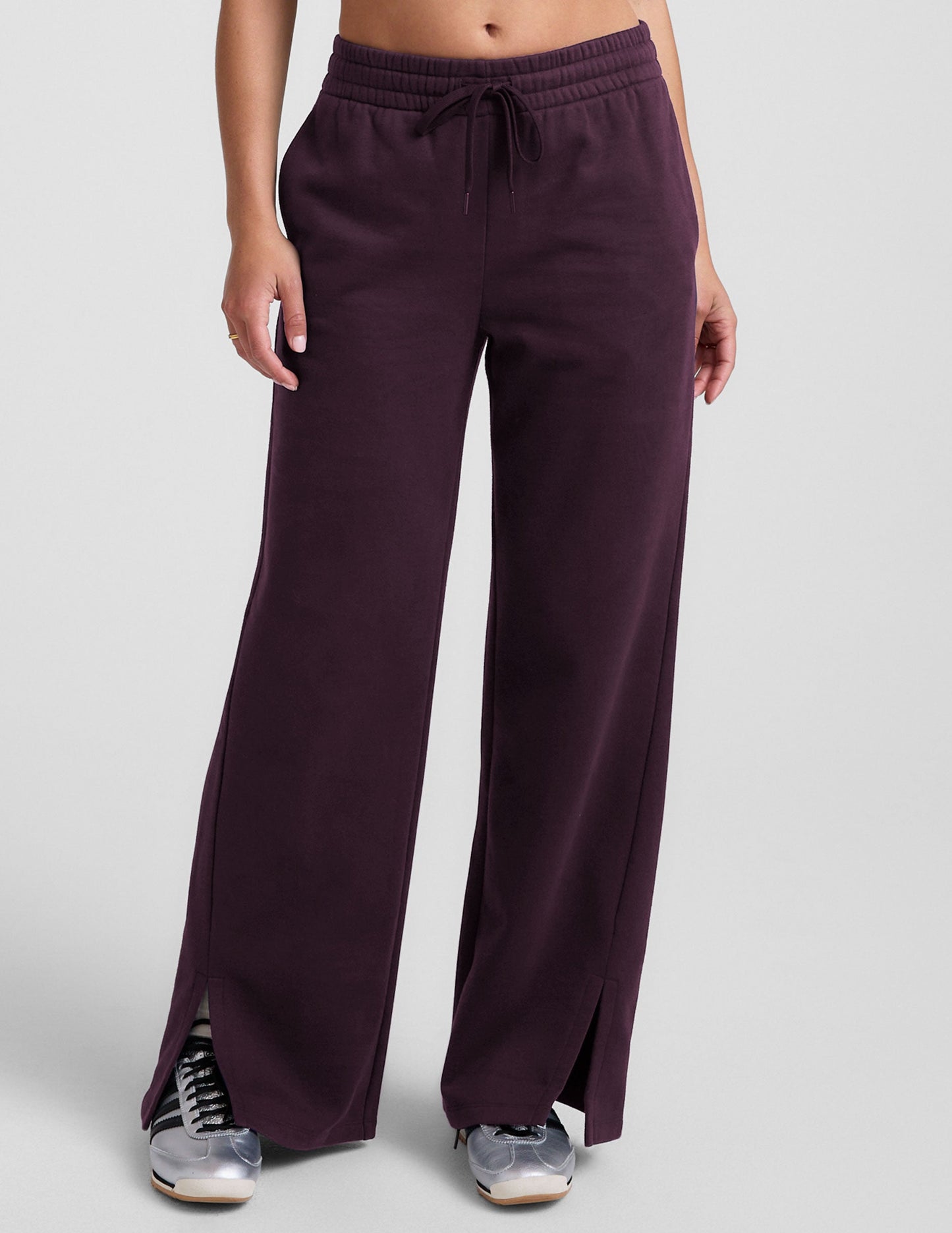 Beyond Yoga Women's Wide Leg Slit LuxeFleece Pants - Eggplant Purple