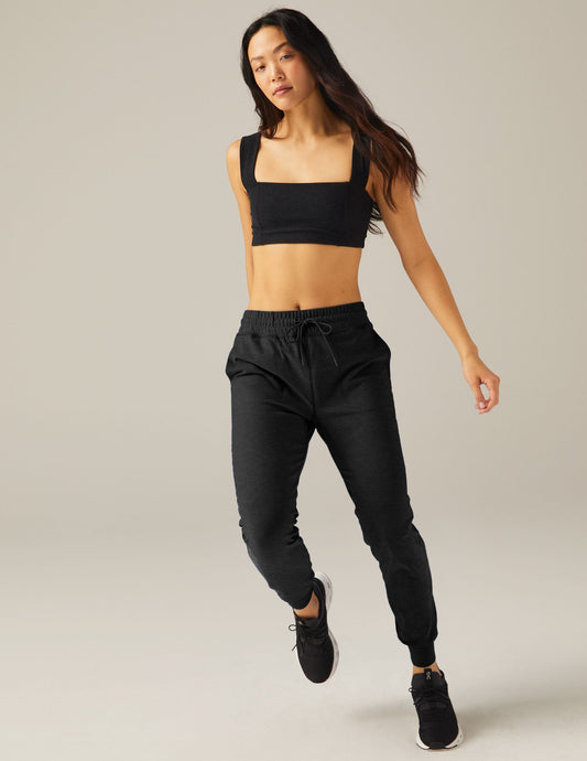 Beyond Yoga Slim Fit Spacedye Midi Jogger Pants - Black