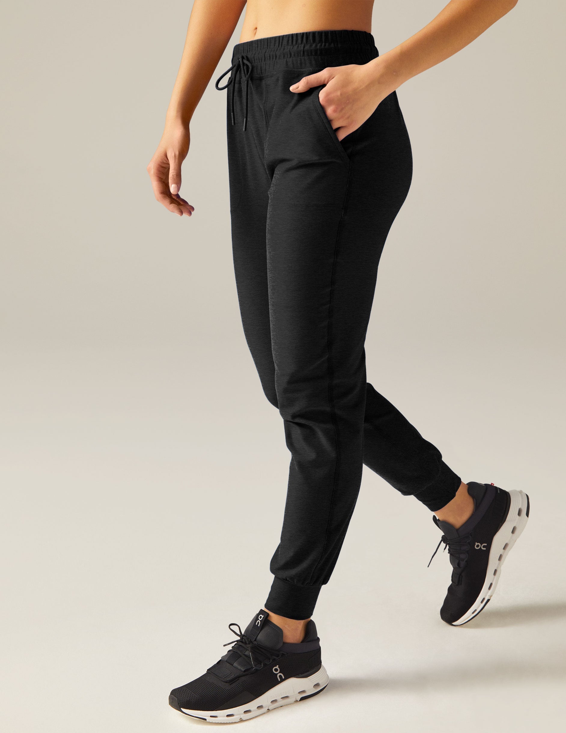 Beyond Yoga Slim Fit Spacedye Midi Jogger Pants - Black