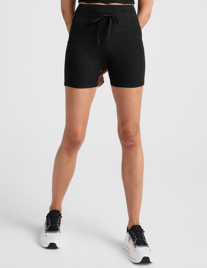 Beyond Yoga High Waisted 5" Pocket Spacedye Shorts - Black