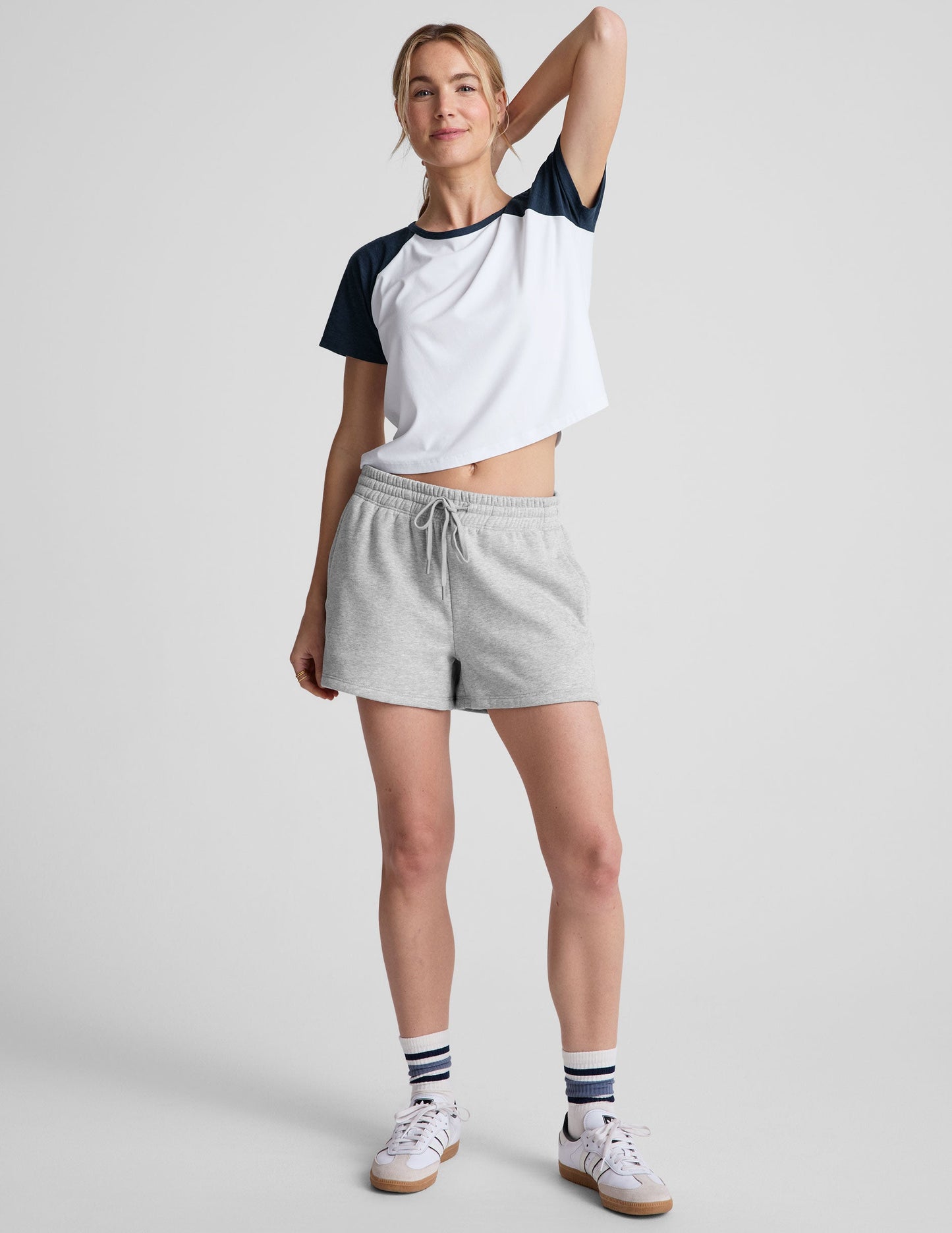 Beyond Yoga Women's Casual Drawstring LuxeFleece Shorts - Gray