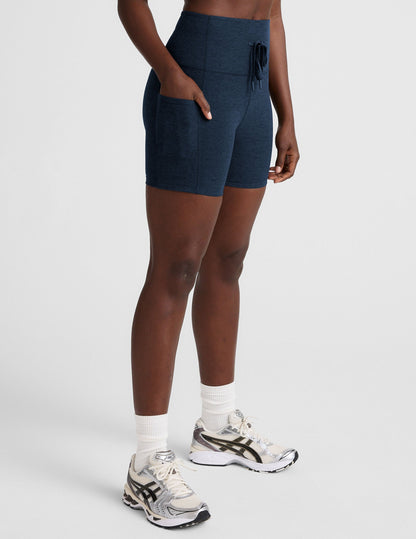 Beyond Yoga High Waisted Pocket Spacedye Shorts - Nocturnal Navy