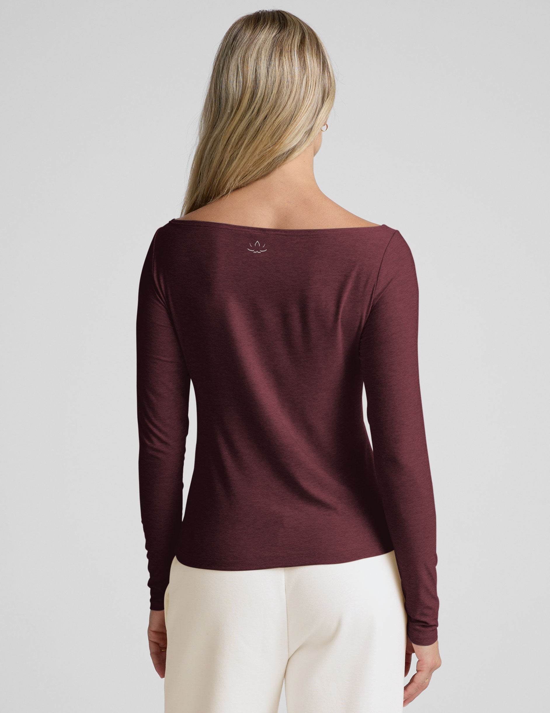 Beyond Yoga Featherweight Shoulder It Pullover