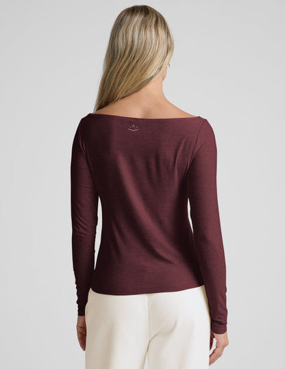 Beyond Yoga Featherweight Shoulder It Pullover