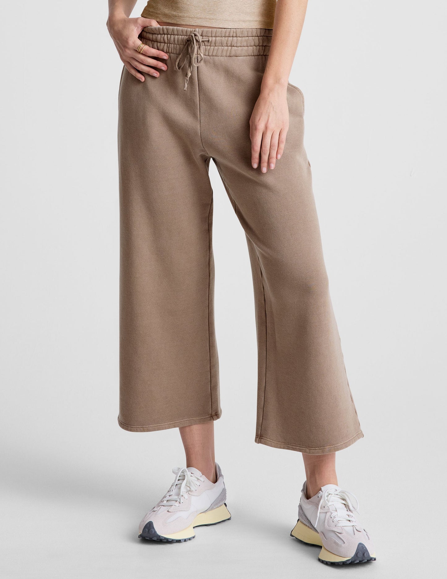Beyond Yoga Wide Leg Cropped Cali Pants - Washed Desert Sand