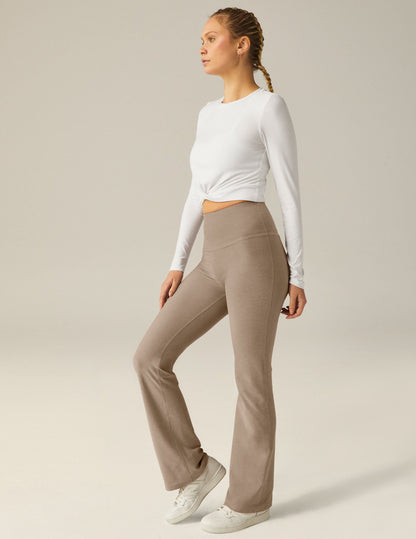 Beyond Yoga Featherweight Center Stage Cropped Long Sleeve Pullover