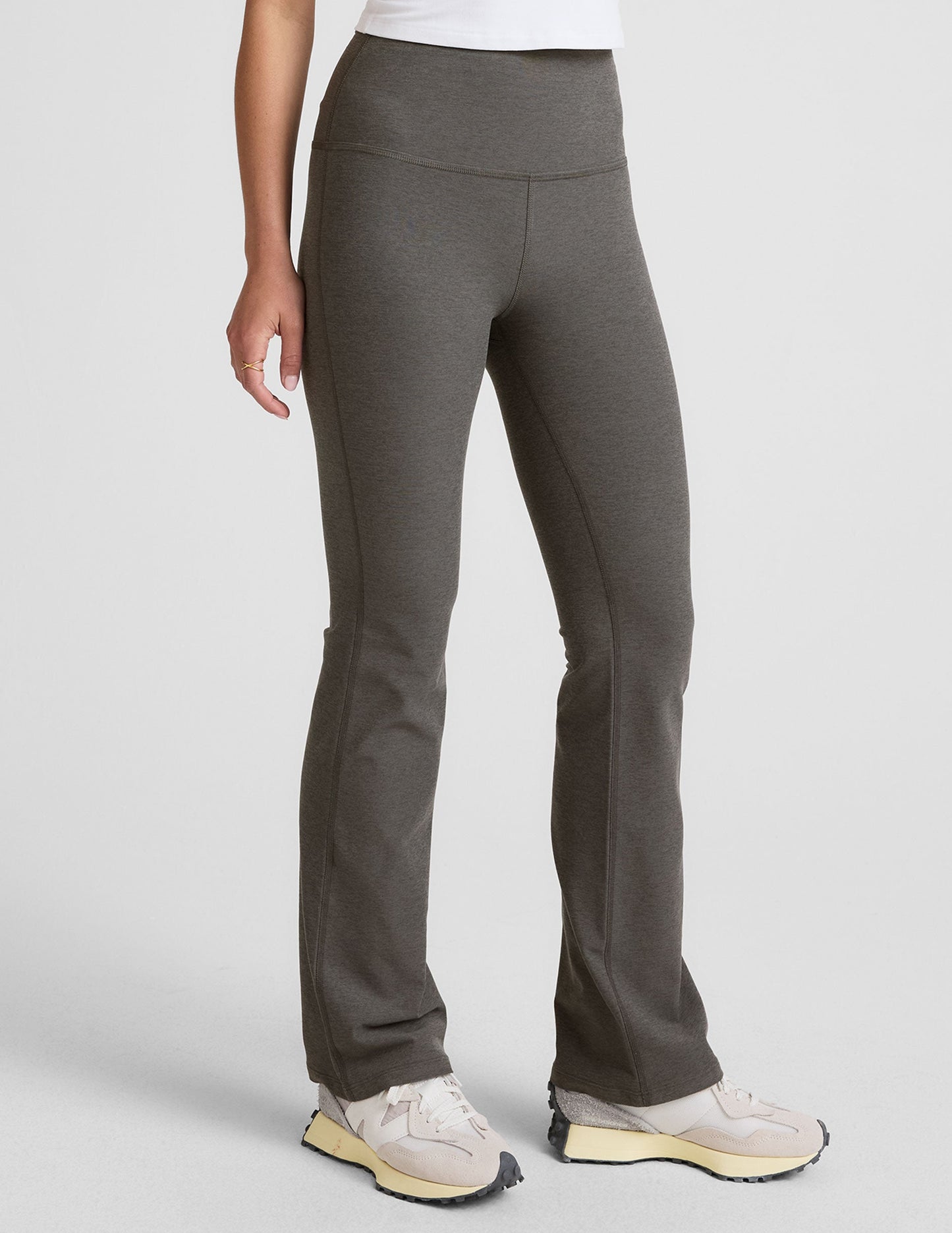 Beyond Yoga Women's High Waisted Bootcut Spacedye Pants - Gray
– Beyond Yoga
