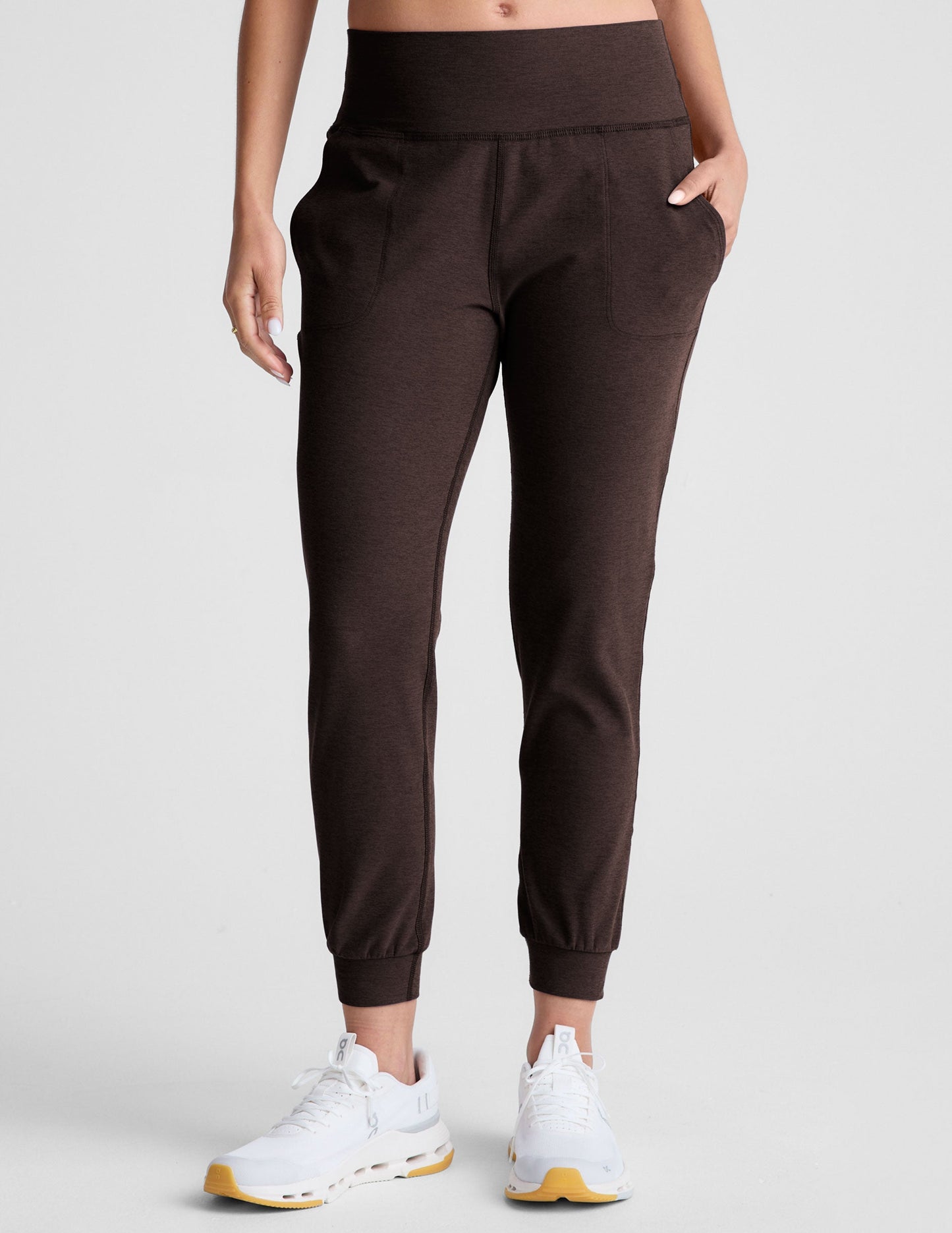 Beyond Yoga Slim Fit Midi Spacedye Jogger - Dark Chocolate Heather