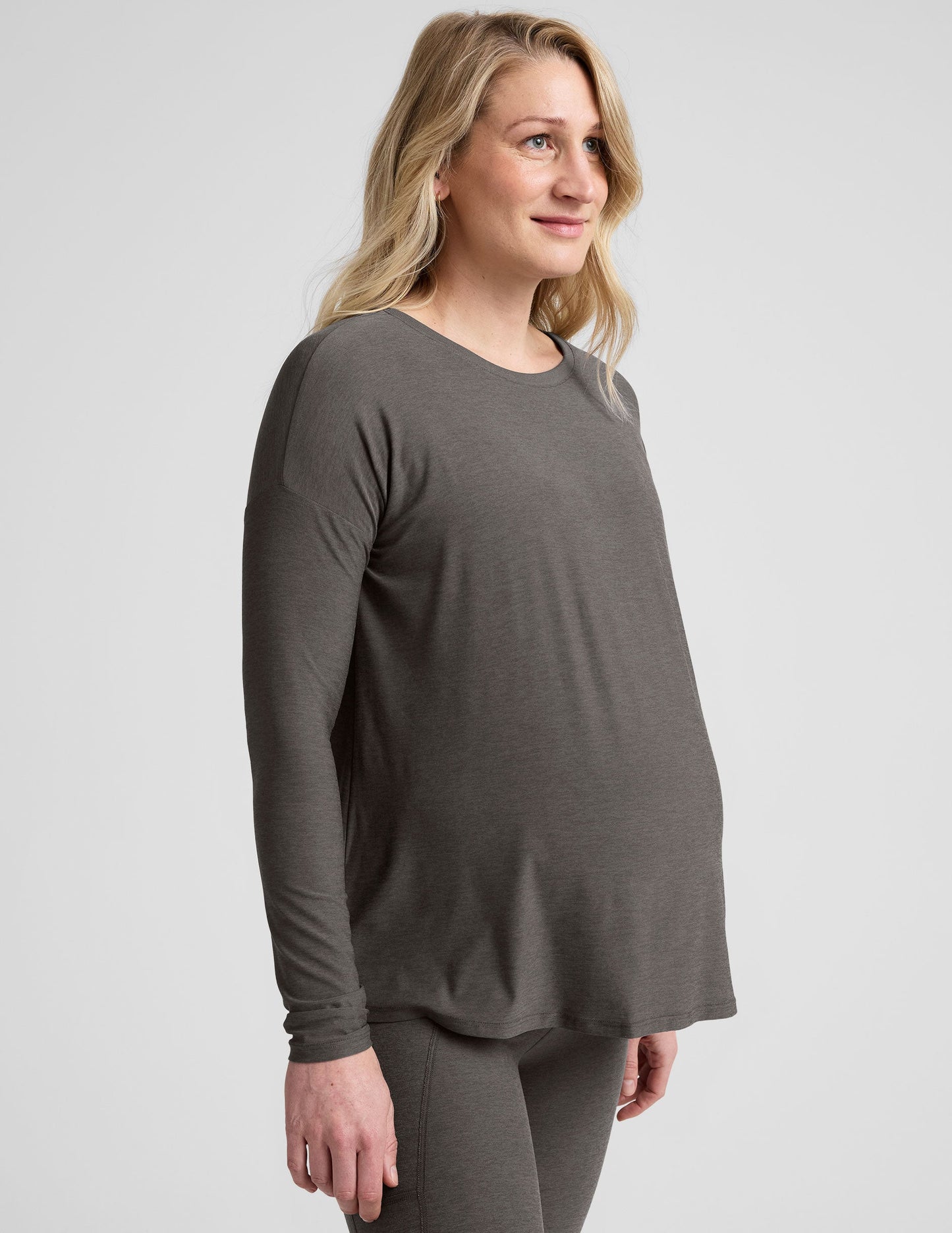 Beyond Yoga Featherweight Feels Like Home Long Sleeve Maternity Top