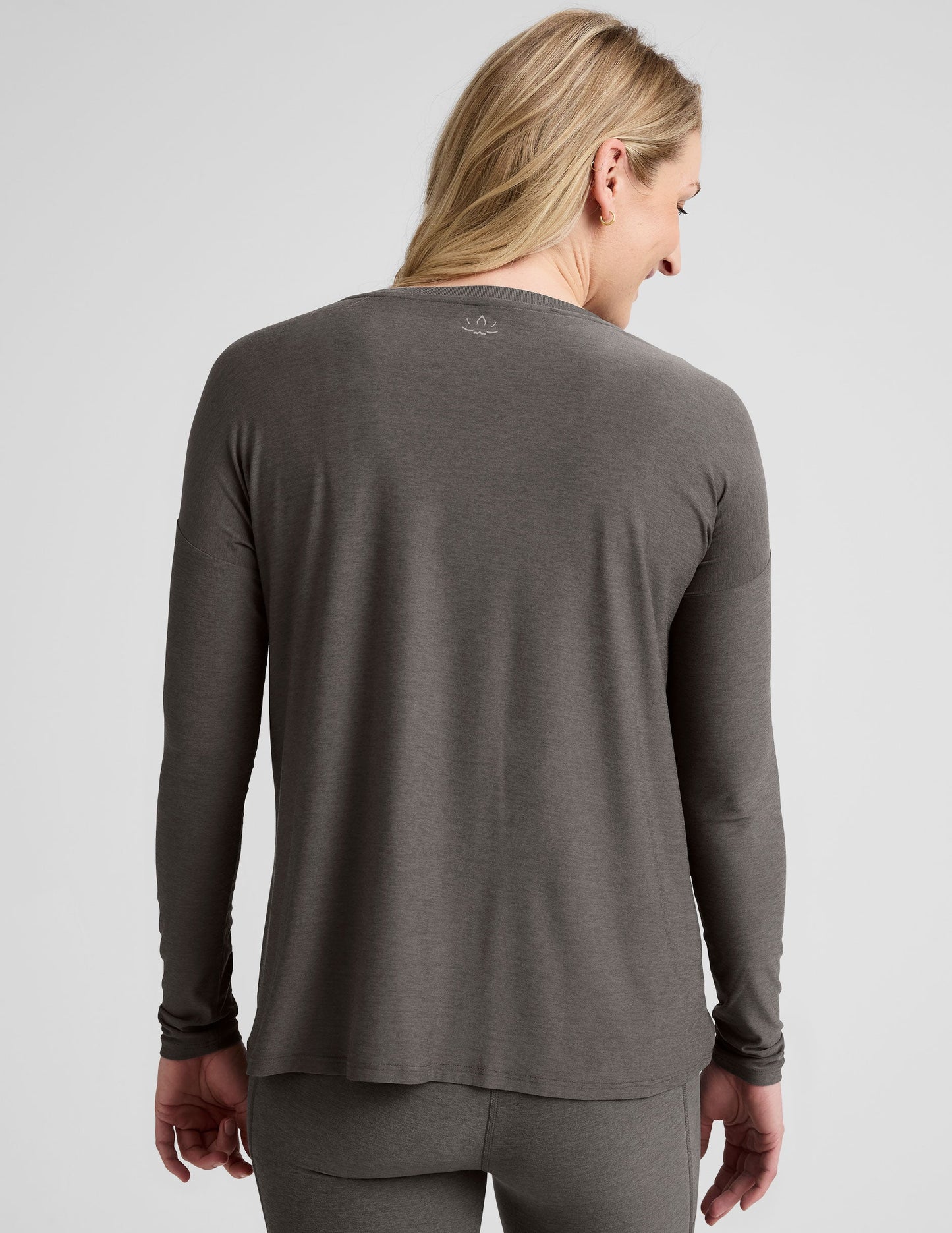 Beyond Yoga Featherweight Feels Like Home Long Sleeve Maternity Top