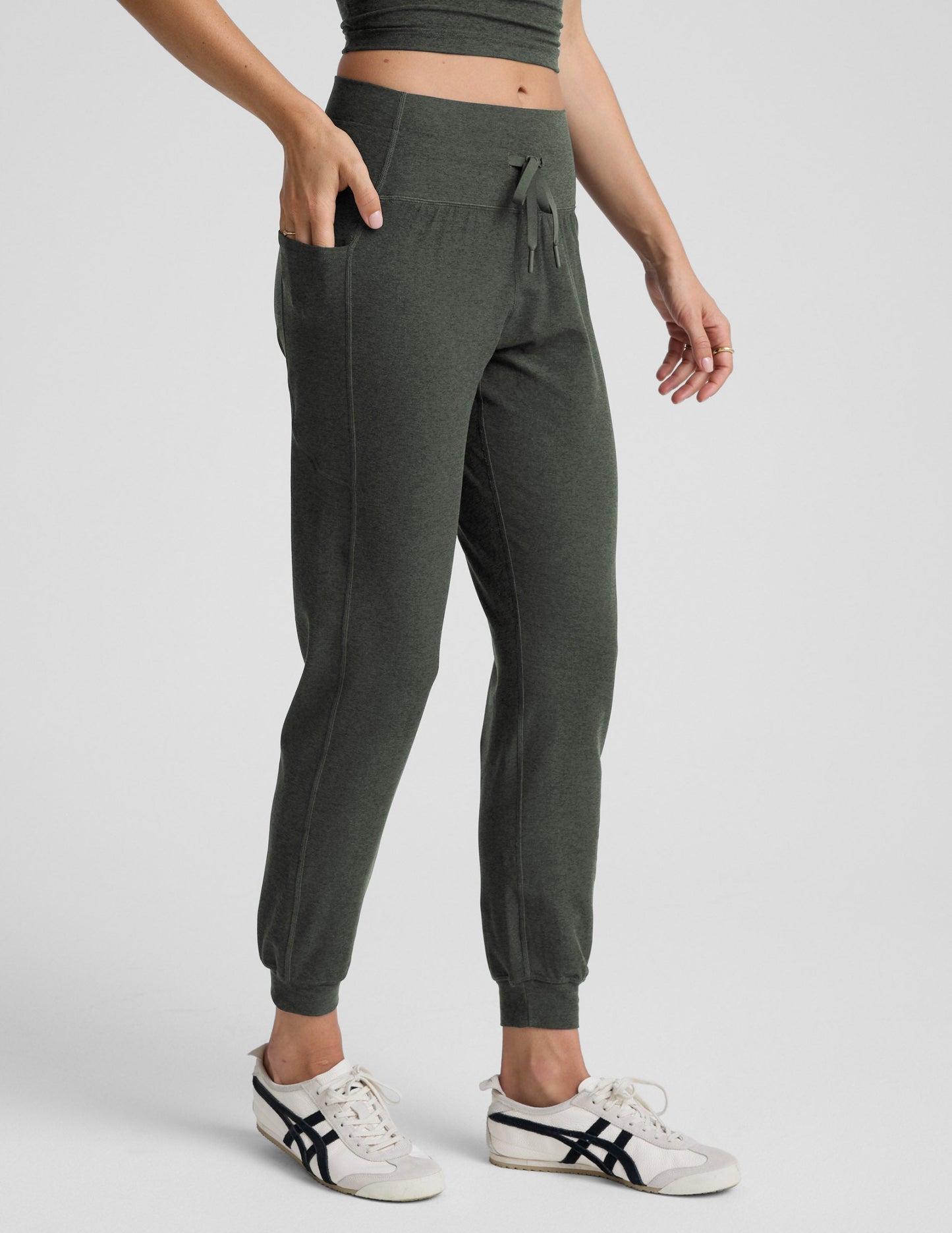 Beyond Yoga High Waisted Spacedye Pocket Jogger - Dusty Forest Heather