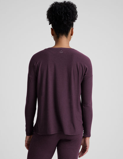 Beyond Yoga Featherweight Feels Like Home Long Sleeve Maternity Top