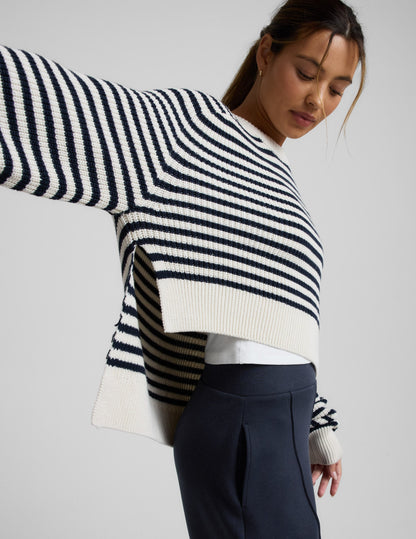 Beyond Yoga Ready For Anywhere Hi Lo Sweater