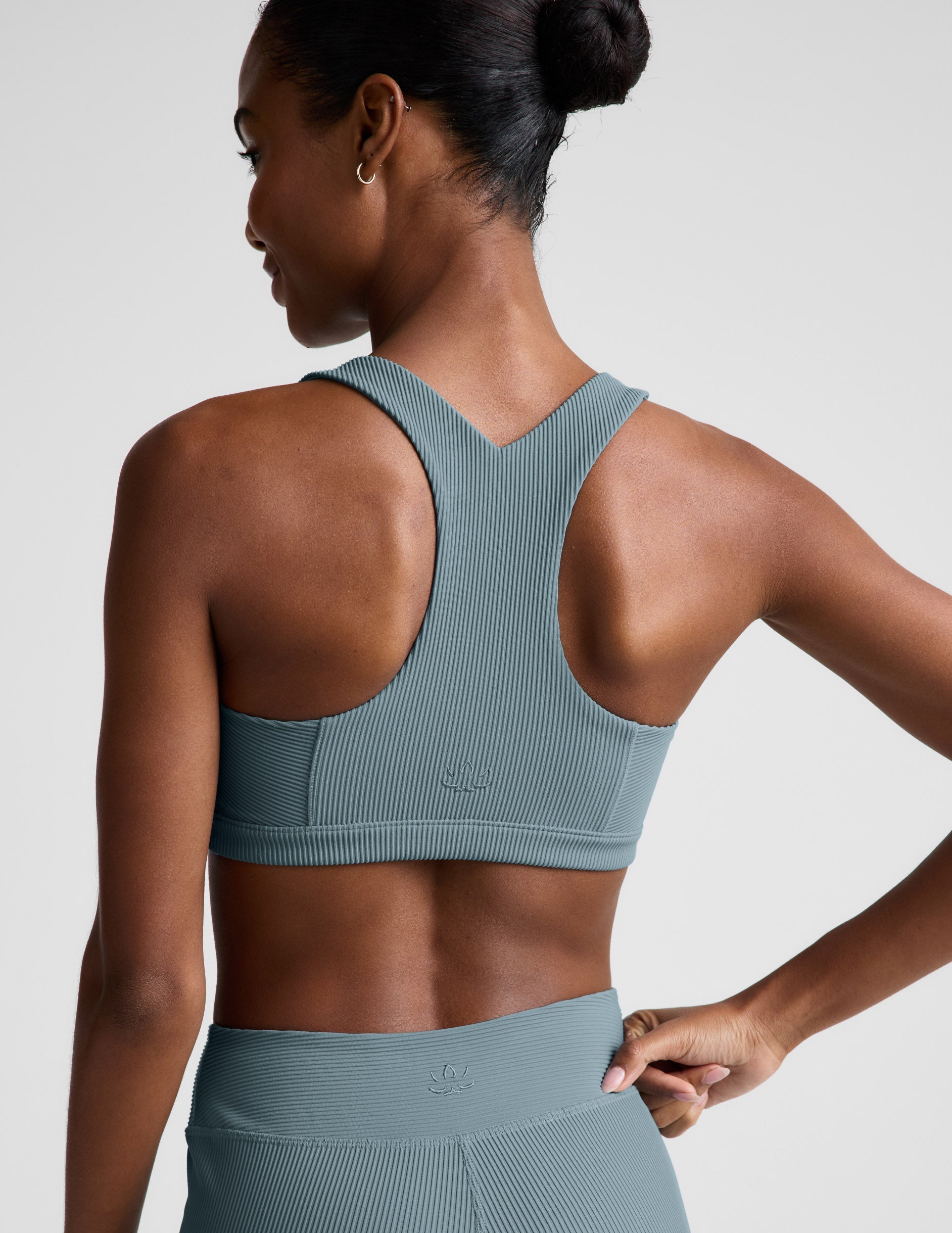 Beyond Yoga Impulse Ribbed Scoop Neck Bra